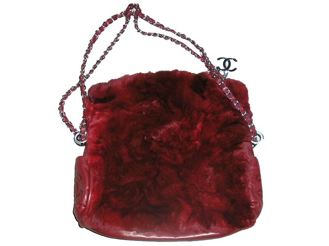 Chanel Handbags Dark red Fur  ref.53352