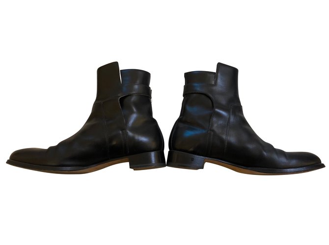 Hermès Hermes Black Box Leather Ankle Boots with Buckle  ref.54532