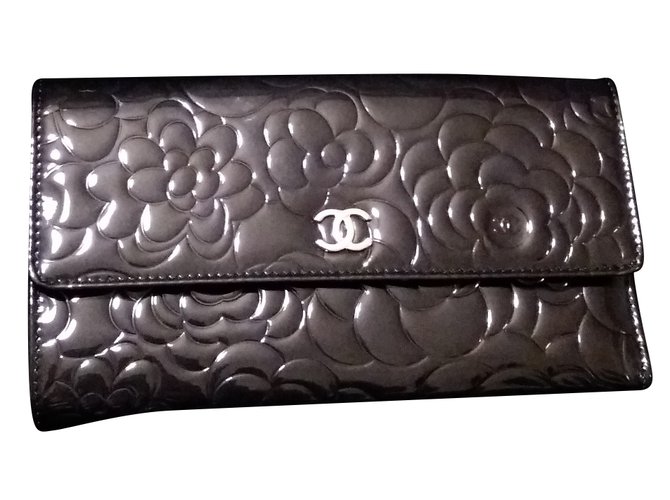 Chanel portafogli Nero Pelle verniciata  ref.54647