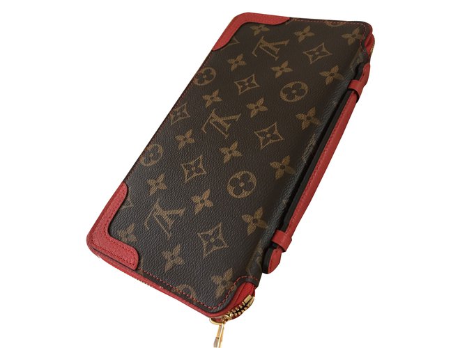 Louis Vuitton Monogram Zippy Organizer Wallet