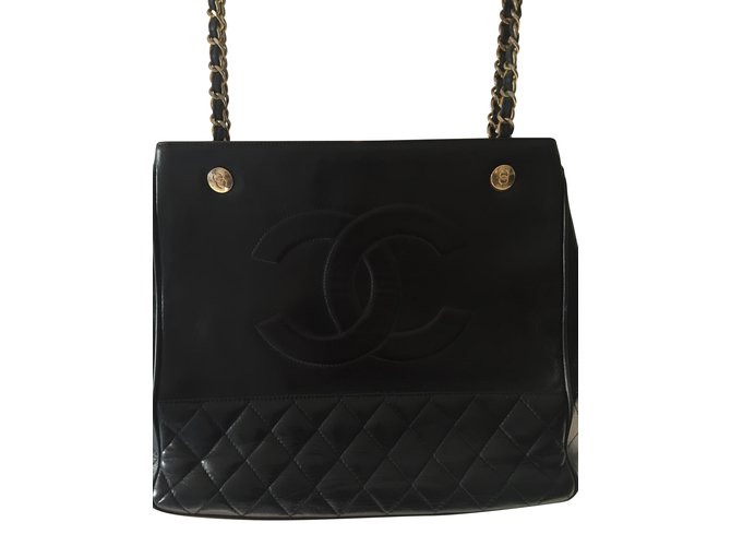 Chanel bolso vintage Negro Cuero  ref.55042