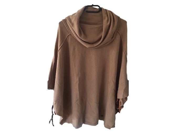 Ikks poncho
