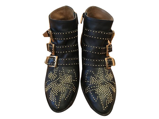 Chloé Susanna black leather ankle boots with gold studs