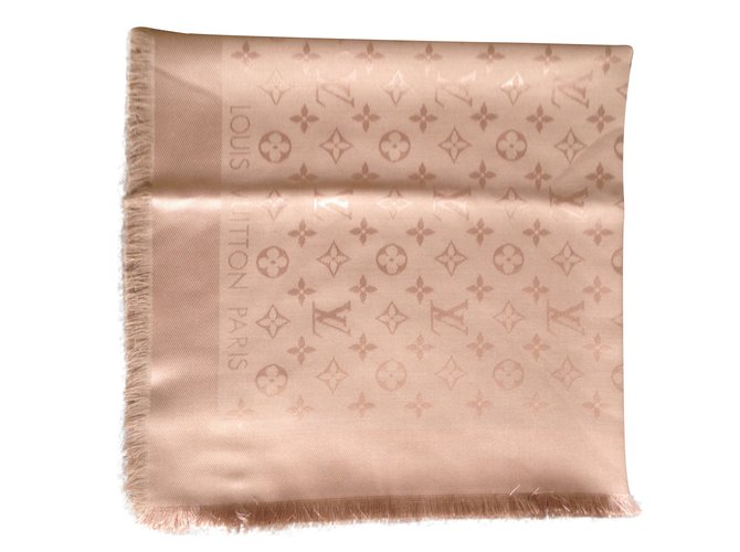 Louis Vuitton Classique Monogram Shawl in Pink