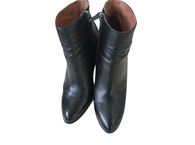 Pura Lopez Botas de tornozelo Preto Couro  ref.55673