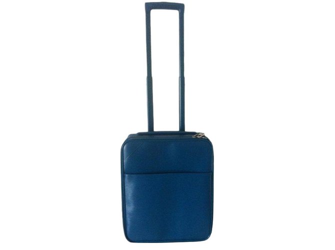 Louis Vuitton Bolsa de viaje Azul Cuero  ref.55715