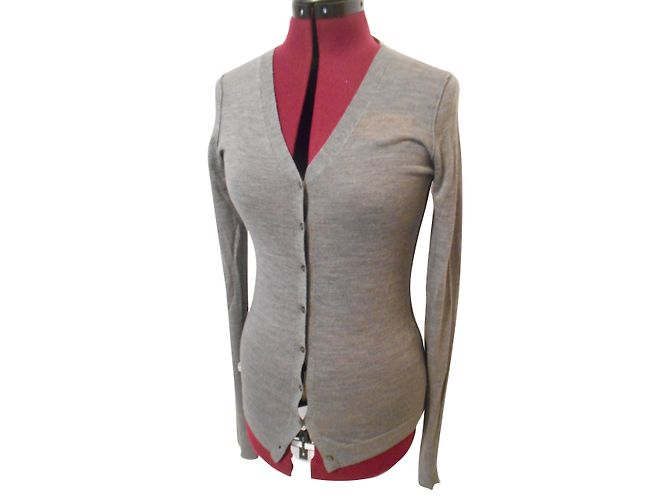Dolce & Gabbana Grauer Lammwoll Strickpullover mit Perlen 