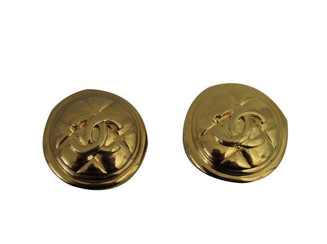 Chanel Earrings Golden Metal  ref.56436