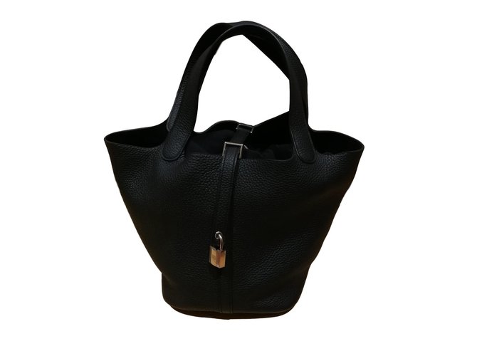 Hermès Picotin 22 Preto Couro  ref.56765