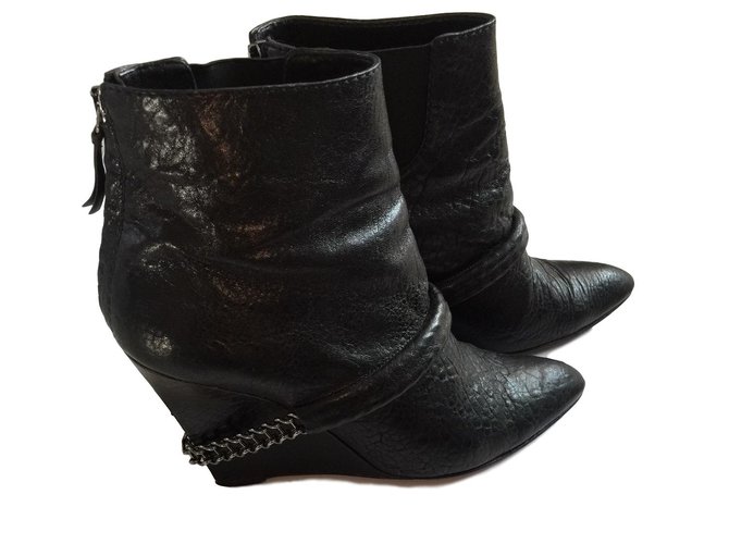 Givenchy Ankle Boots Black Leather  ref.56781