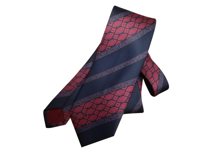 Cravate soie Valentino Multicolore  ref.56965