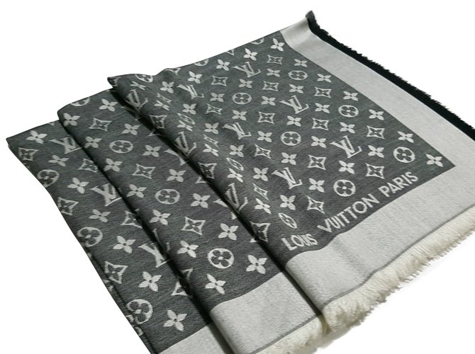 Louis Vuitton Classic Monogram Scarf Black Silk  ref.56973