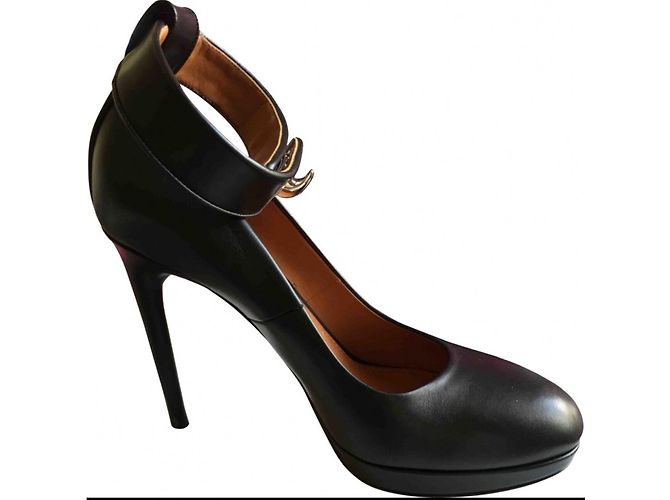 Givenchy Shark Pumps Black Leather 110mm