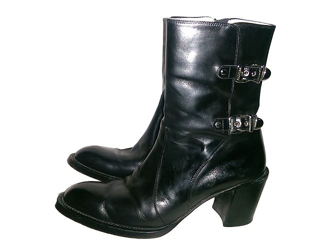 Botines de cuero negro Luciano Padovan
