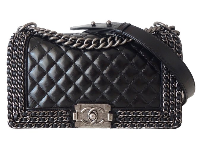 EDICIÓN LIMITADA CHANEL BOY Negro Cuero  ref.57433