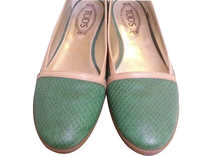 Tod's Ballerinas aus Python Grün