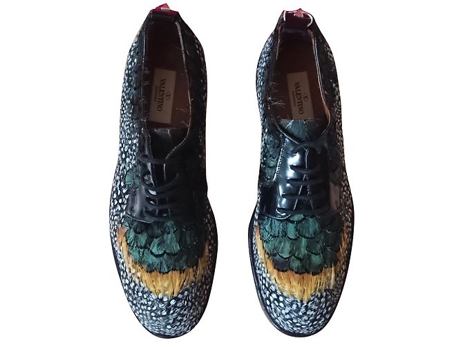 Valentino Garavani Derbies