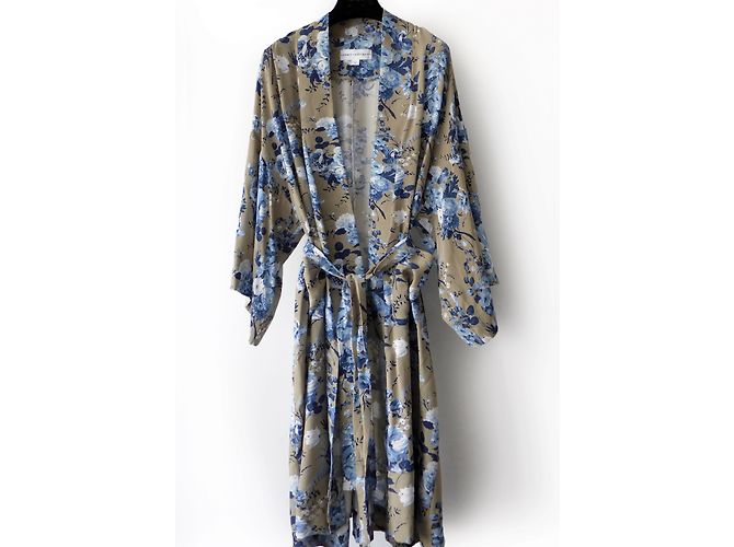 Robert Rodriguez Flor kimono