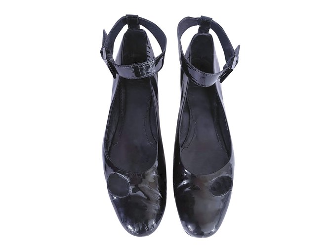 Givenchy Zapatillas de ballet Negro Charol  ref.58055