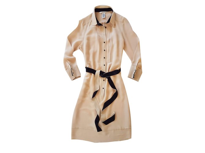 Diane Von Furstenberg Dresses Beige Silk  ref.58106