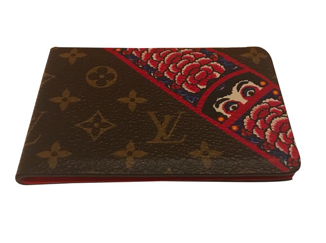 Louis Vuitton Compact mirror Multiple colors