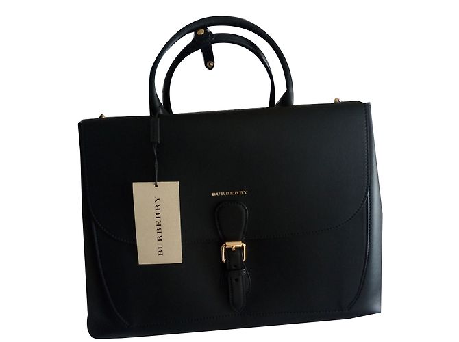 Bolsa de alforje em couro grande assinada da Burberry em preto