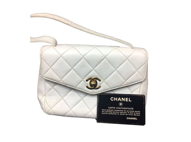 Chanel mini Branco Couro  ref.58487