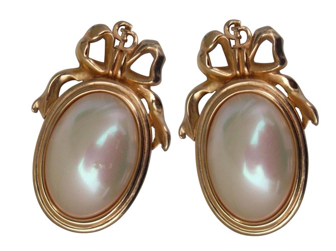 Christian Dior Earrings Golden Gold-plated  ref.58528