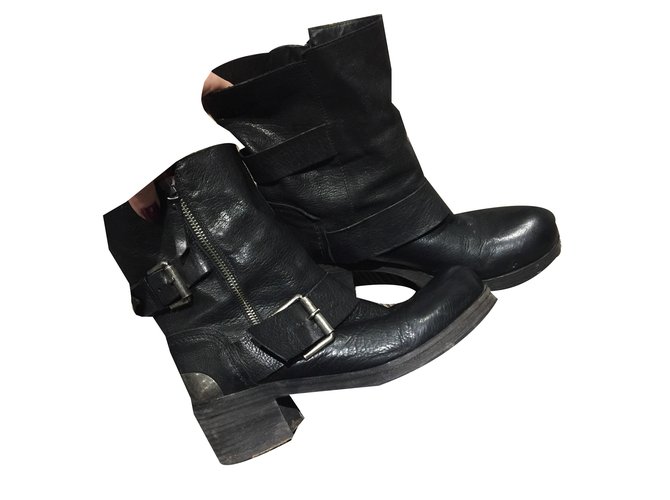 Vic Matié Boots Black Leather  ref.58844
