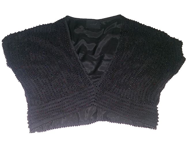 Top preto de viscose com pérolas Gestuz