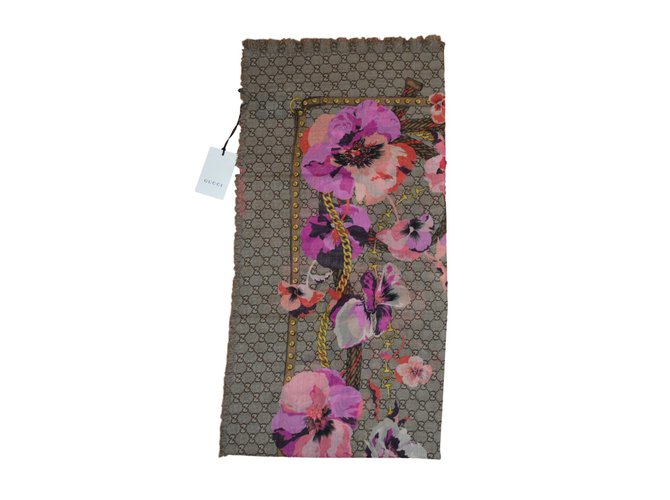 Gucci Scarf Multiple colors Wool  ref.59030