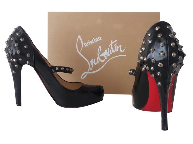 Christian Louboutin Heels Black Patent leather  ref.59096