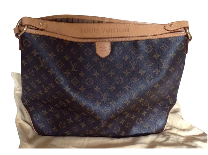 Louis Vuitton Handtaschen Braun  ref.59401