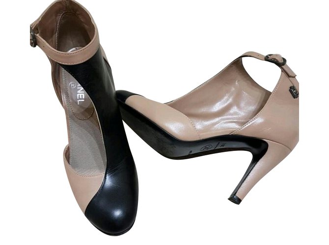 sapatos chanel Preto Couro  ref.59409