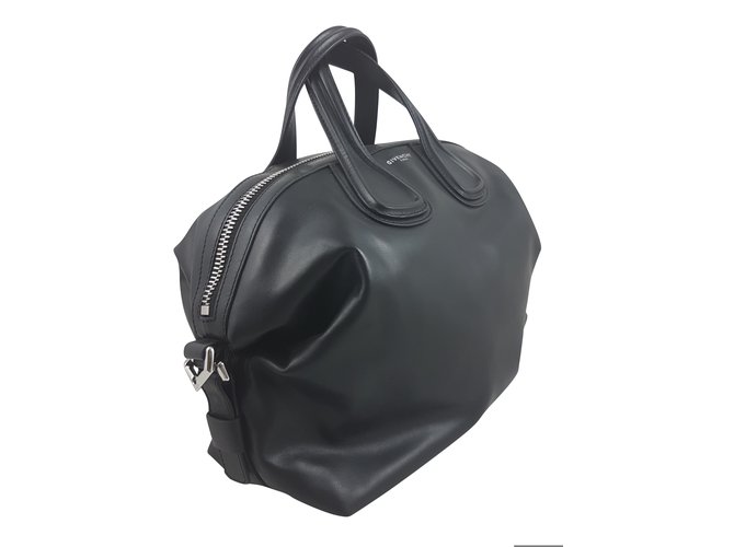 Givenchy NIGHTINGALE MEDIUM HANDBAG Black Leather  ref.59433