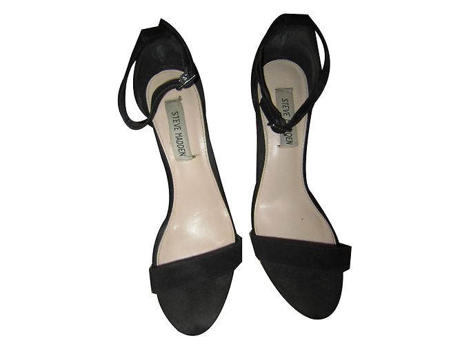 Décolleté Steve Madden in pelle nera con punta aperta 10 cm Nero