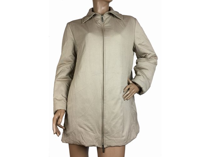 Burberry Quilted jacket Beige  ref.59968