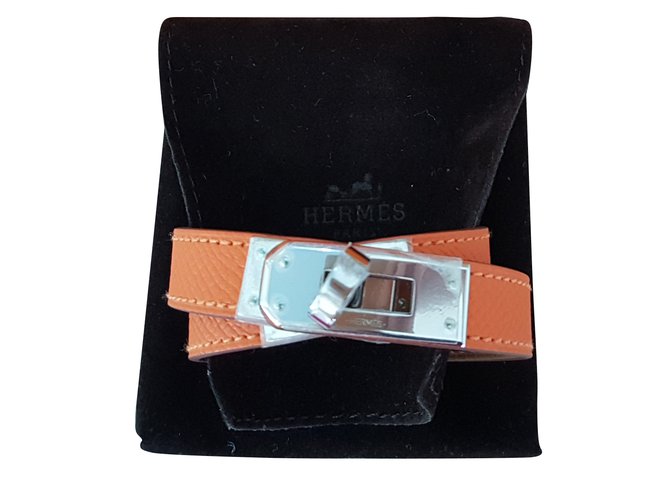 Hermès Kelly gefüttertes Tour-Armband Orange Leder  ref.60163