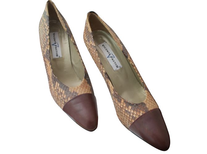 Autre Marque Vincent Pastor Pumps aus exotischem Leder Pythonprint Python drucken