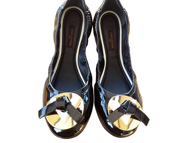 Louis Vuitton Ballet flats Black