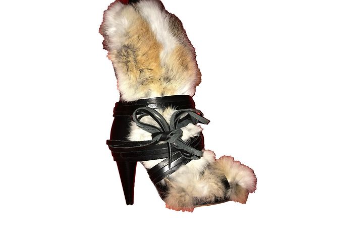 Botas Isabel Marant de Pele de Coelho e Couro Multicor
