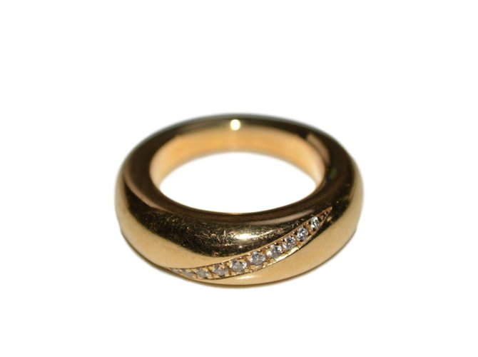Chaumet ring, RING in yellow gold and diamonds in perfect condition  ref.60701