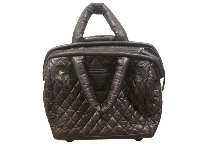 Chanel Travel bag Black  ref.60831