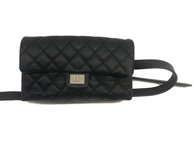 Chanel Uniform belt bag Black Patent leather ref.61085 - Joli Closet