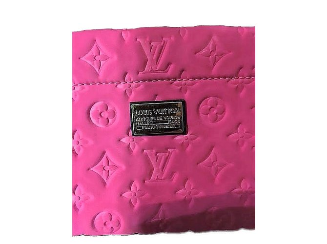 Louis Vuitton Sacos de embreagem Rosa Couro  ref.61125