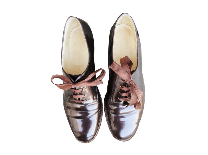 Robert Clergerie Lace ups Bronze Patent leather  ref.61140