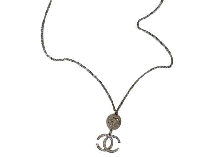 Chanel Halsketten Silber Metall  ref.61266