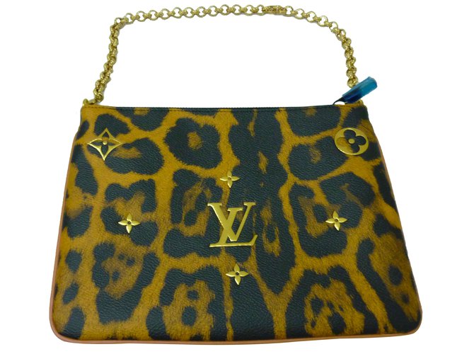 Louis Vuitton Sacos de embreagem Preto Dourado Lona  ref.61343
