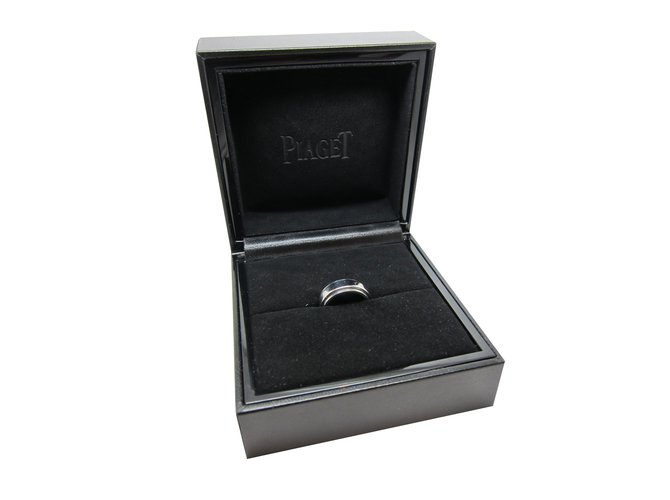 Piaget Rings Silvery White gold  ref.61372