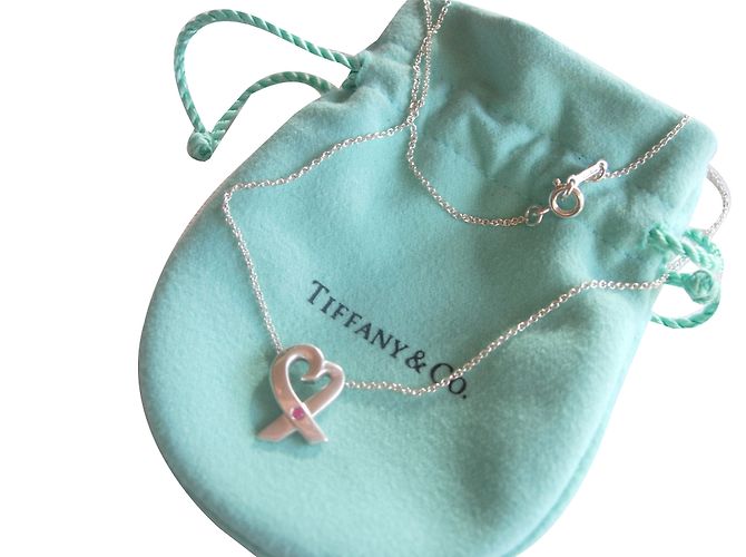 Collana Tiffany & Co Loving Heart argento e zaffiro rosa